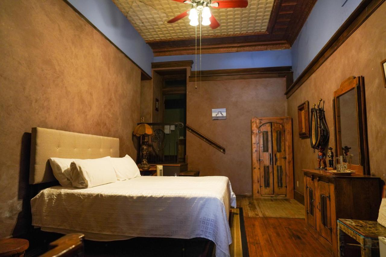 Bisbee Grand Hotel Exterior photo